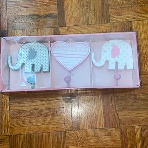 Tri-Coastal Design Set of 3 Wall Hooks